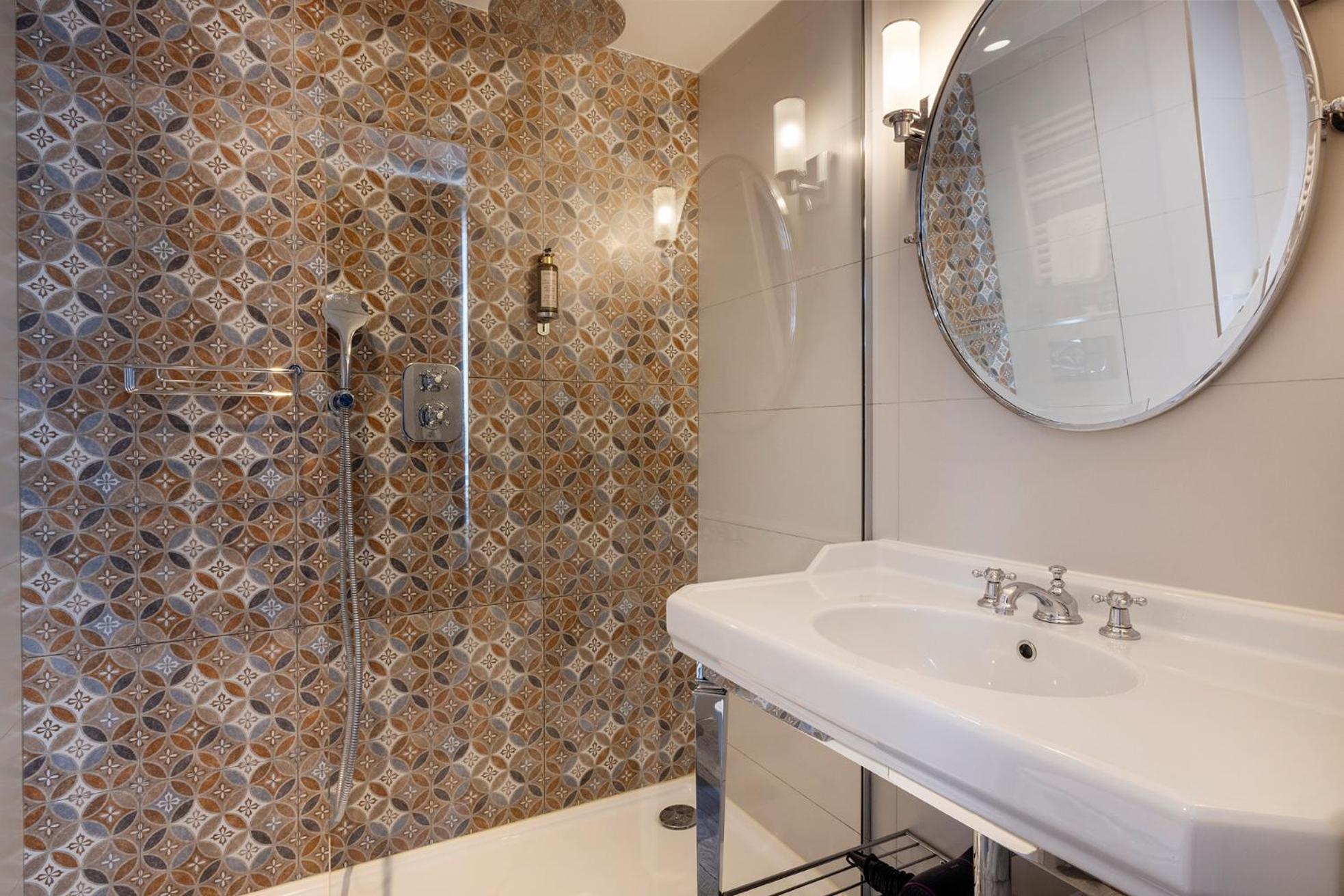 Hotel Muguet Paris Bagian luar foto