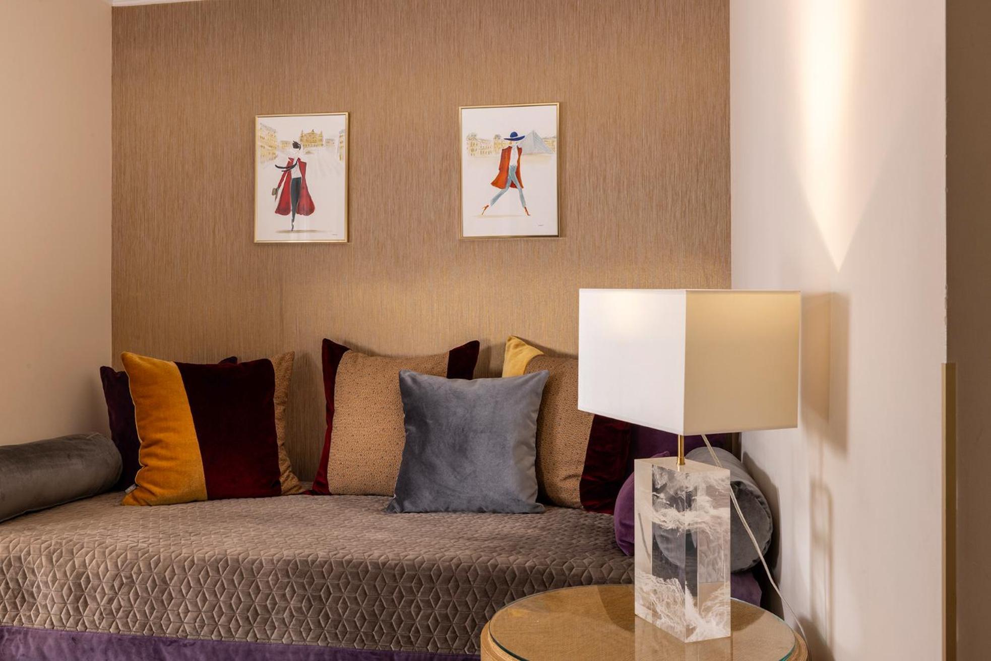 Hotel Muguet Paris Bagian luar foto